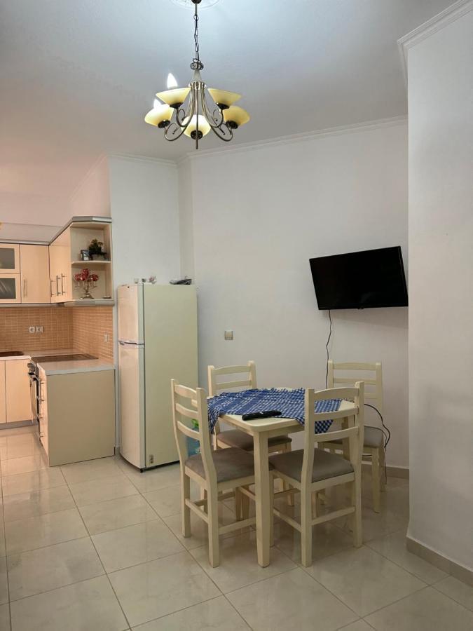 Velis Apartment Sarandë 외부 사진